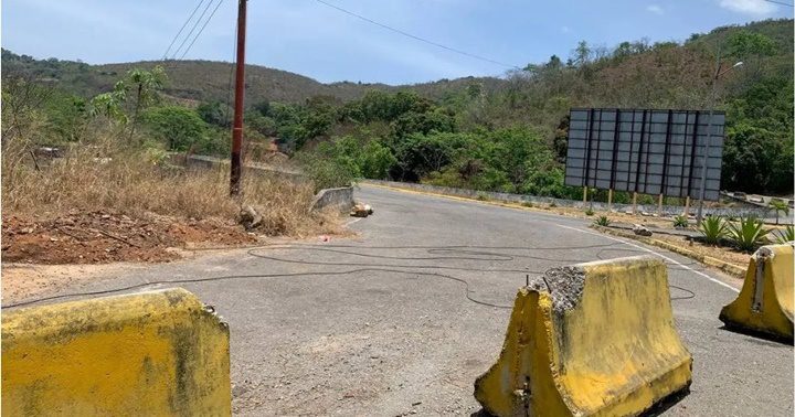 Autopista Antonio José de Sucre El Merey Barbacoa en Sucre 2