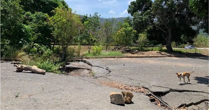 Autopista José de Sucre El Merey Barbacoa en Sucre 1