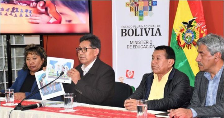 Bolivia plagio unas imagenes de Orange