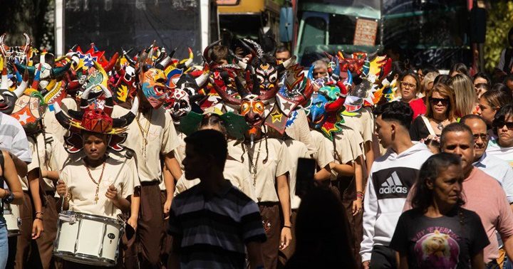 Los diablos en Caracas colegio Nuestra Señora del Carmen 6